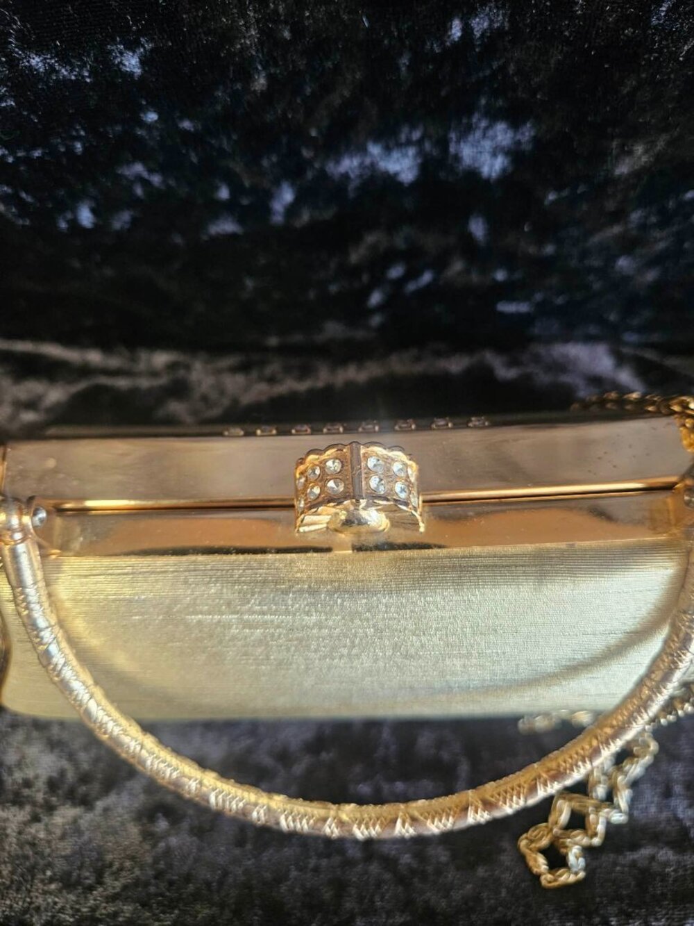 Vintage Gold Textured Metal Frame Evening Purse - Picture 2 of 6